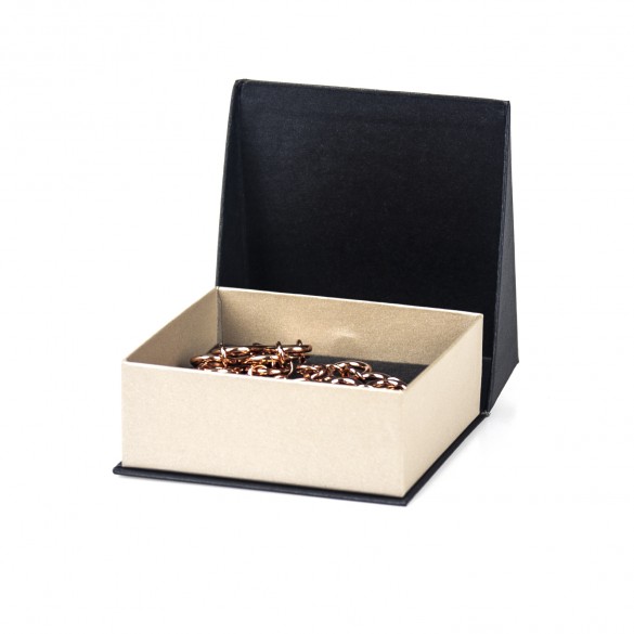 Pudełko prezentowe na wisiorek lub kolczyki - 85x85x32mm - Puram
