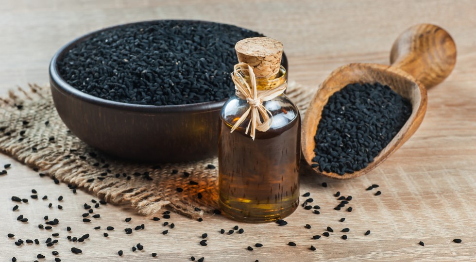 Czarnuszka siewna – bogactwo składników dla zdrowia