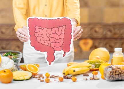 Mikrobiota jelit po lecie – jak dietą wspierać jej prawidłowe funkcjonowanie