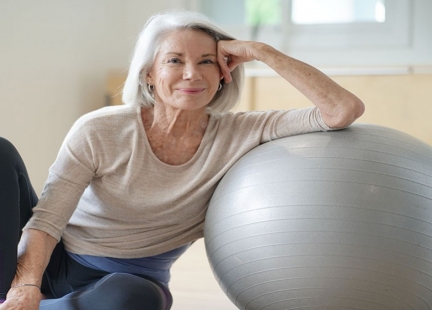 Aktywność dla osób starszych – na co zwrócić uwagę?